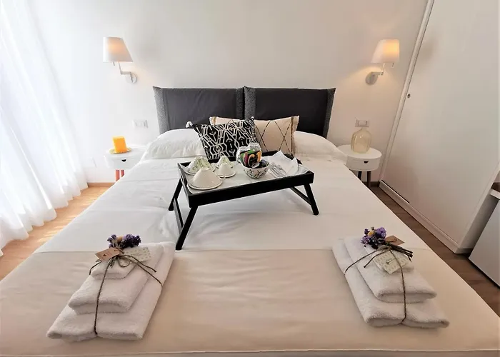 Palazzo Pinto Alojamento de Acomodação e Pequeno-almoço Brindisi