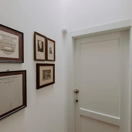 Palazzo Pinto ベッド・アンド・ブレックファスト ブリンディジ